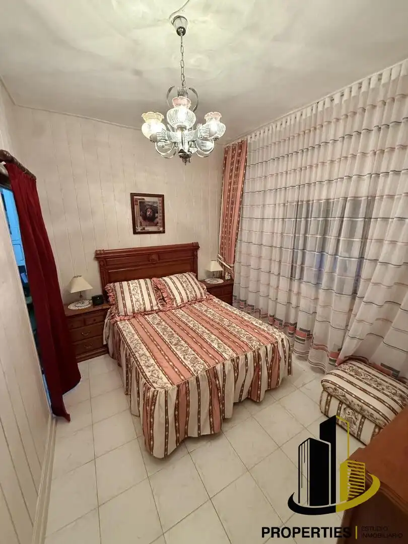 Bedroom of Houses for sale in Fuentes de Béjar