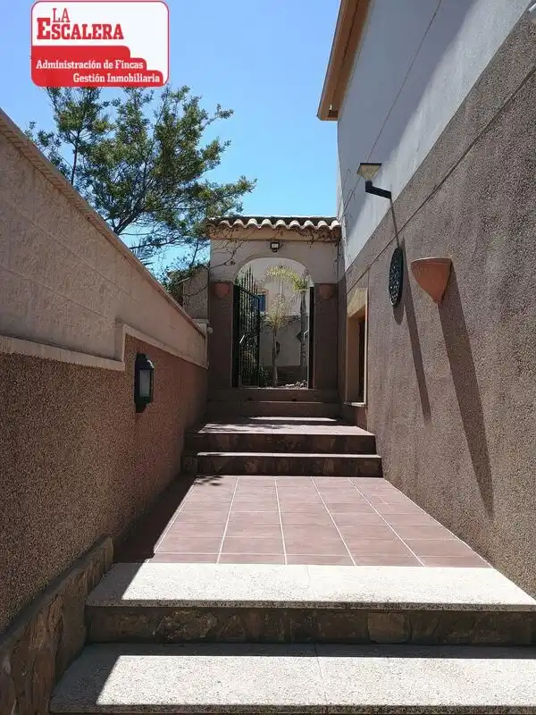 Casa o chalet en venta en Castalla con Aire acondicionado, Calefacción y Jardín privado