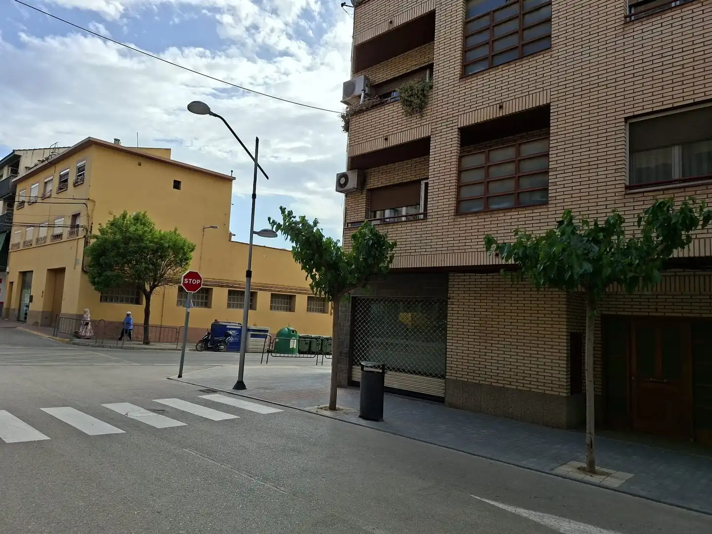 Vista exterior de Pis en venda en Caspe amb Calefacció, Moblat i Forn