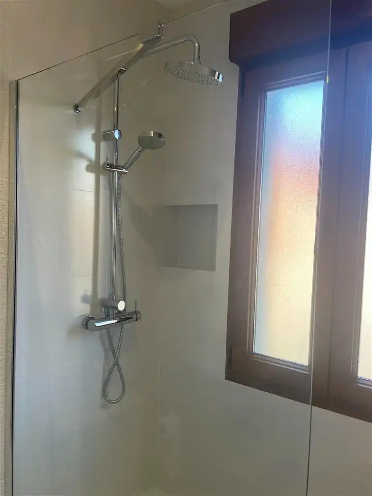 Baño de Piso en venta en San Vicente de la Barquera con Calefacción, Amueblado y Horno