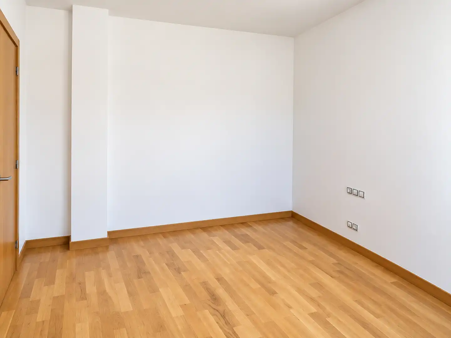 Dormitori de Àtic en venda en Barcelona amb Calefacció, Parquet i Terrassa