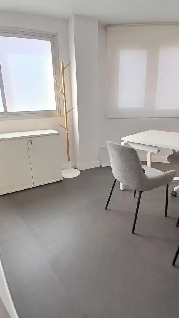 Büro mit Aufzug zur Miete in Simón Hernandez, imagen 7