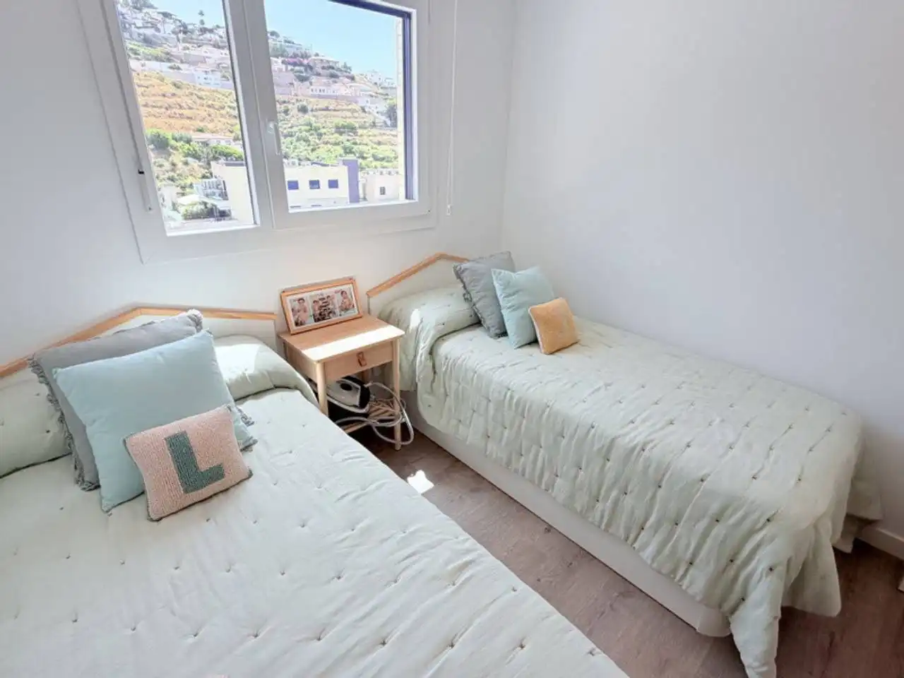 Habitación de Apartamento de alquiler en Almuñécar con Terraza y Piscina comunitaria