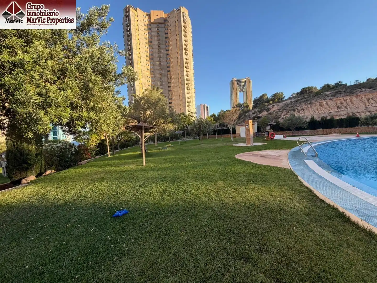 Piscina de Pis en venda en Benidorm amb Aire condicionat, Terrassa i Traster