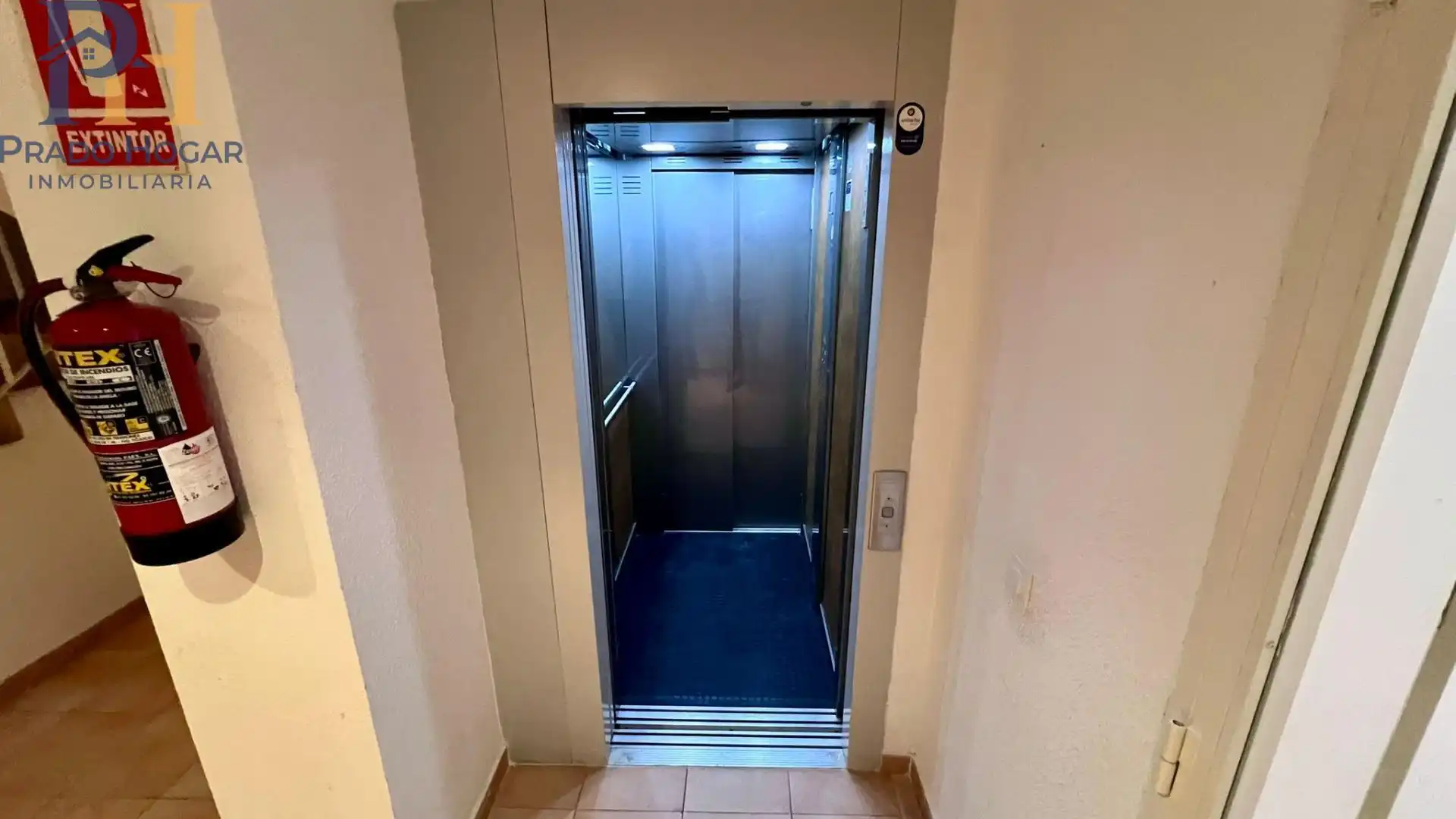 Flat for sale in El Casar de Escalona  with Heating, Balcony and Community pool