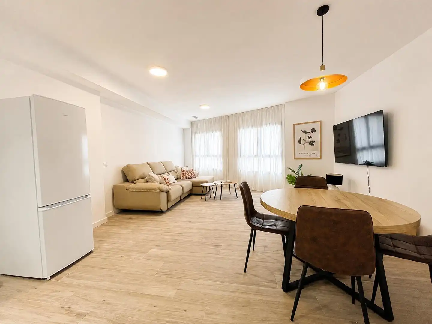 Living room of Flat for rent in Fuengirola  with Air Conditioner, Furnished and Washing machine