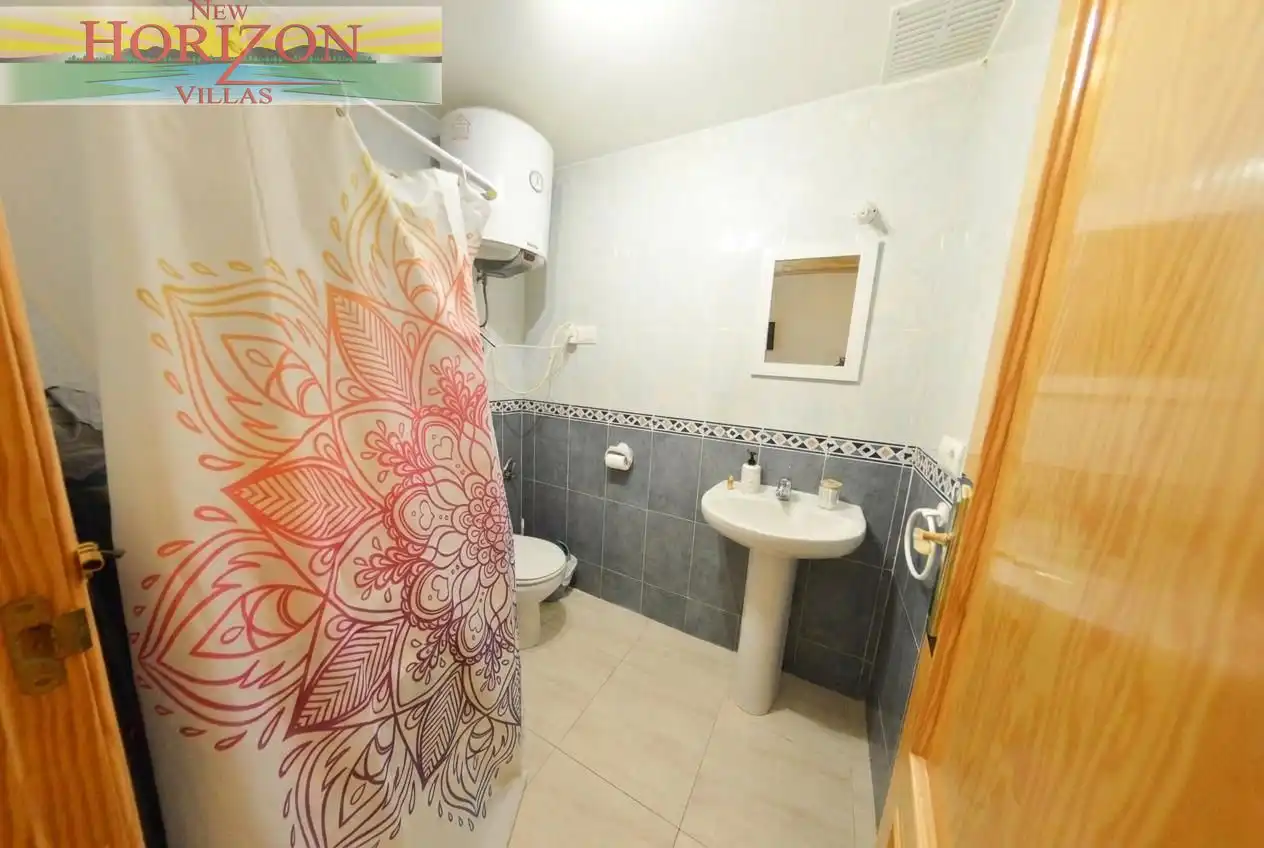 Bathroom of Flat for sale in Cuevas del Almanzora  with Air Conditioner, Terrace and Community pool