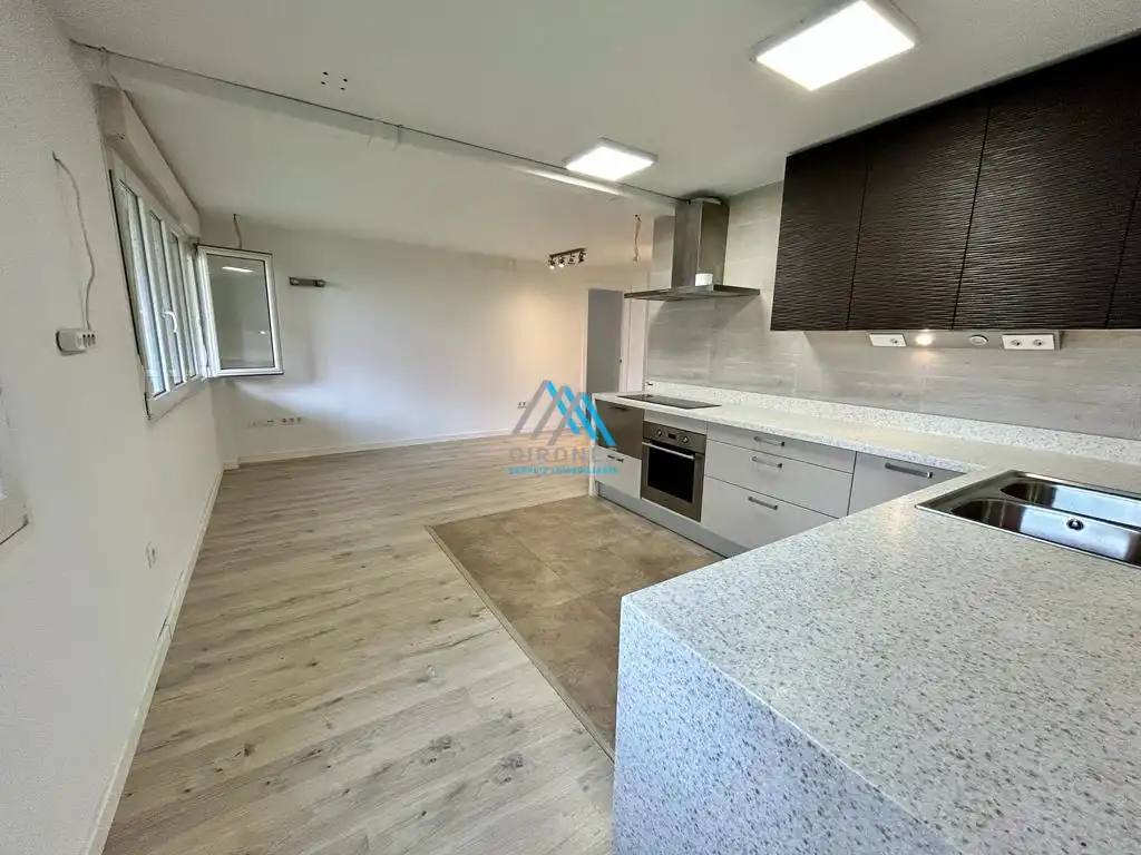 Küche von Wohnung zum Verkauf in Santa Cristina d'Aro mit Heizung und Terrasse