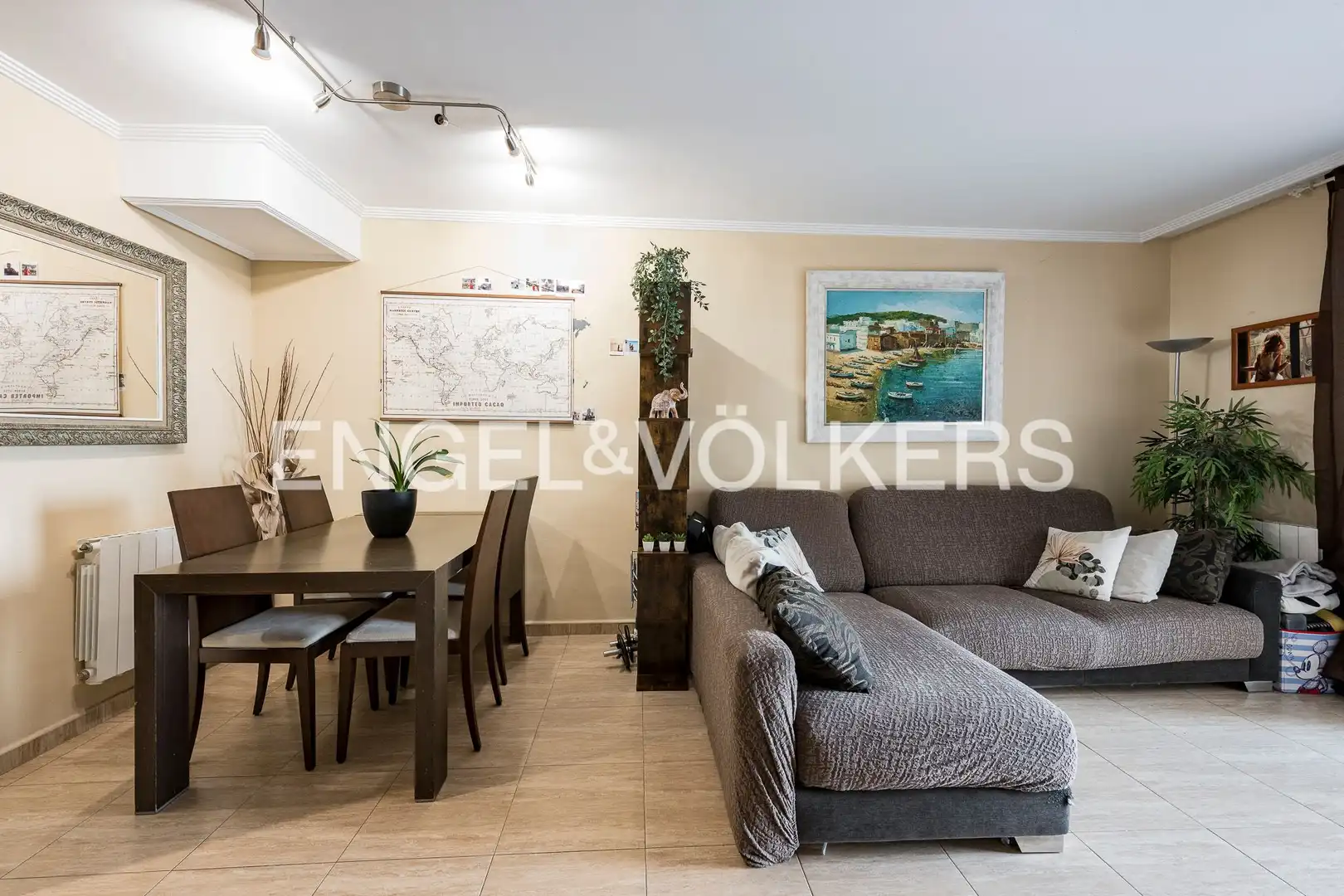 Wohnzimmer von Wohnung zum Verkauf in L'Hospitalet de Llobregat mit Klimaanlage, Heizung und Terrasse