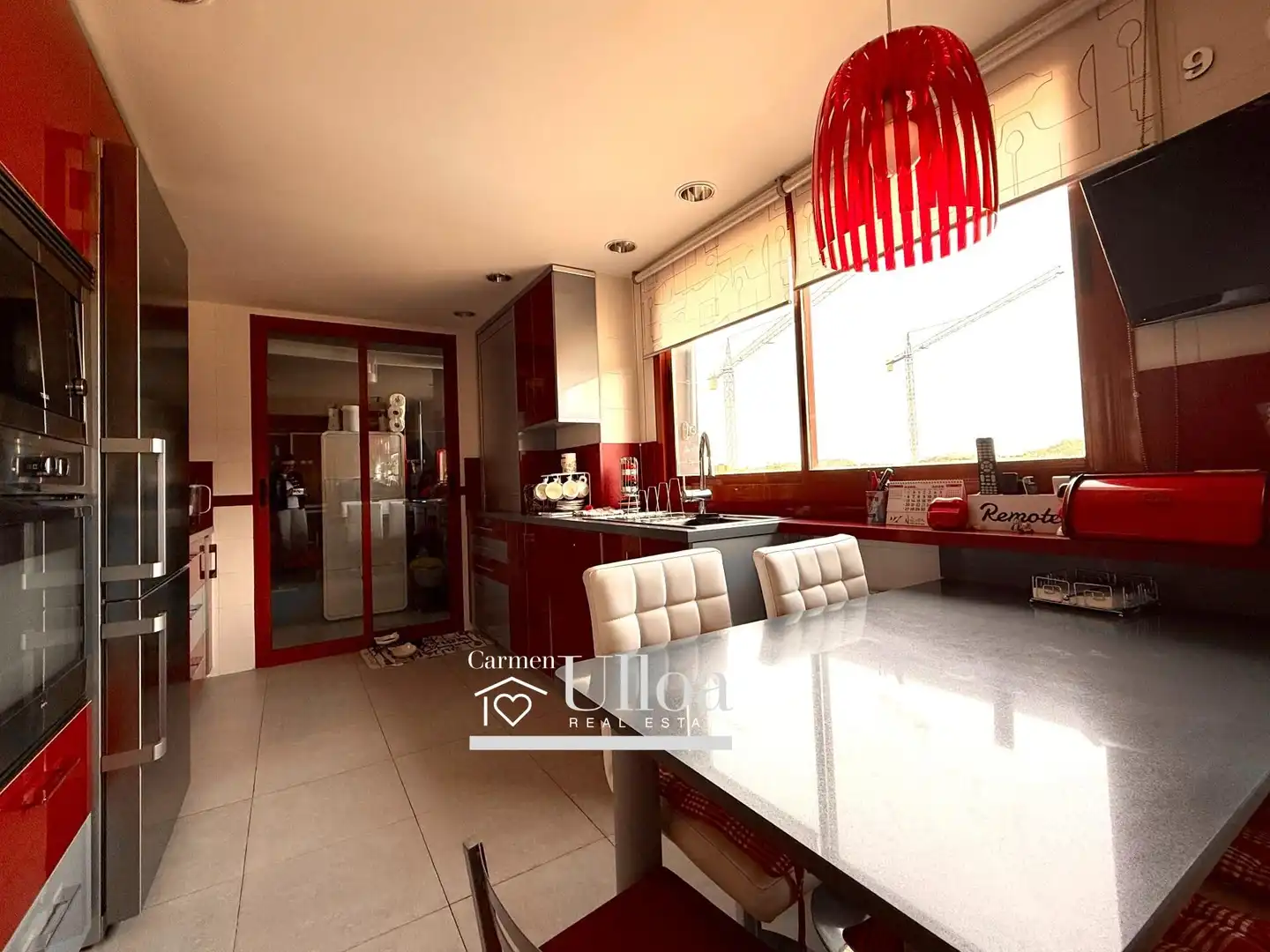 Cocina de Apartamento en venta en Alicante / Alacant con Aire acondicionado, Calefacción y Jardín privado
