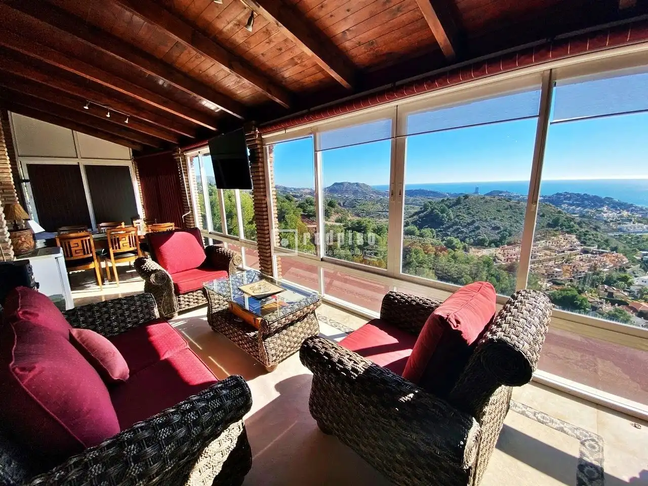 Living room of Houses for sale in Málaga  with Air Conditioner, Heating and Private garden