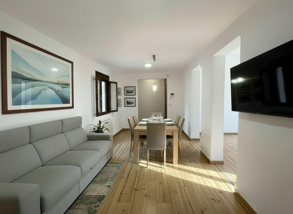 Flat for sale in De Pablo Iglesias, Ciudad Universitaria