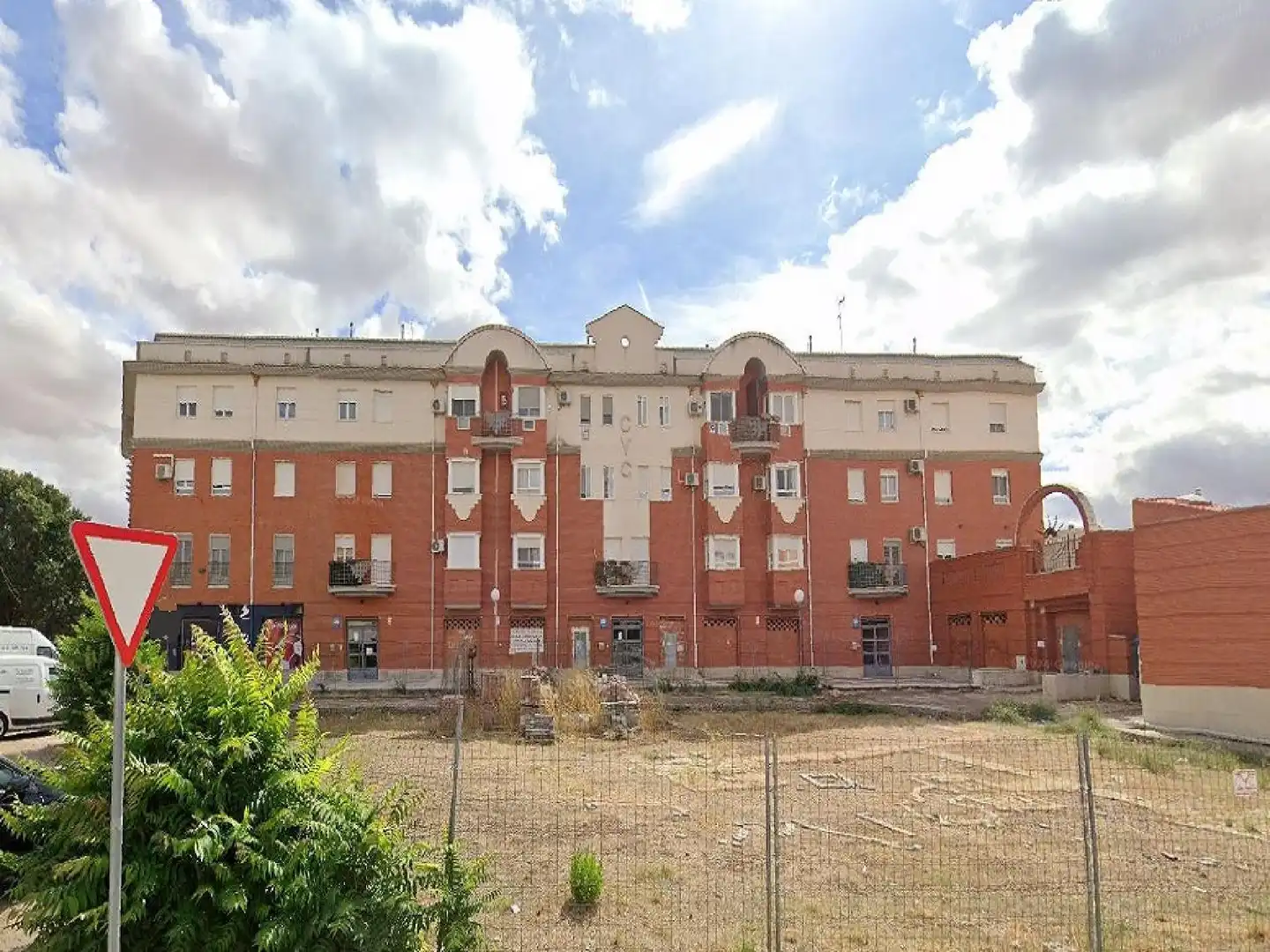 Local comercial en venta en Zona Entrada - Gasolineras