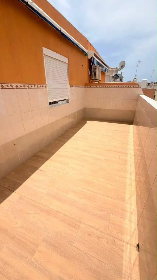 Terraza de Ático en venta en Torrevieja con Aire acondicionado, Terraza y Amueblado