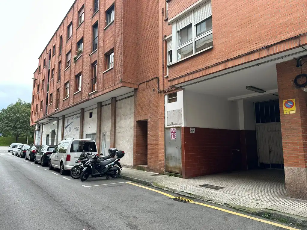 Local comercial en venda a Calle San Gabriel 24, imagen 3