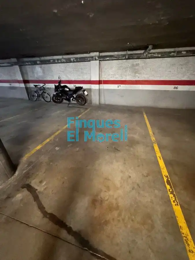 Parking of Garage for sale in Reus