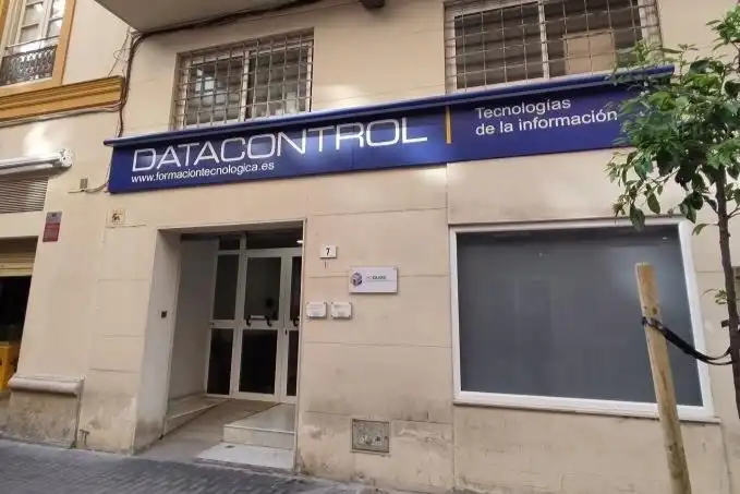Vista exterior de Local de alquiler en Málaga con Aire acondicionado