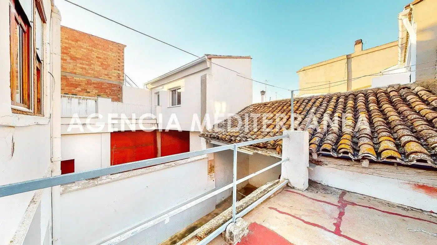 Exterior view of Houses for sale in Alcàsser  with Terrace and Balcony