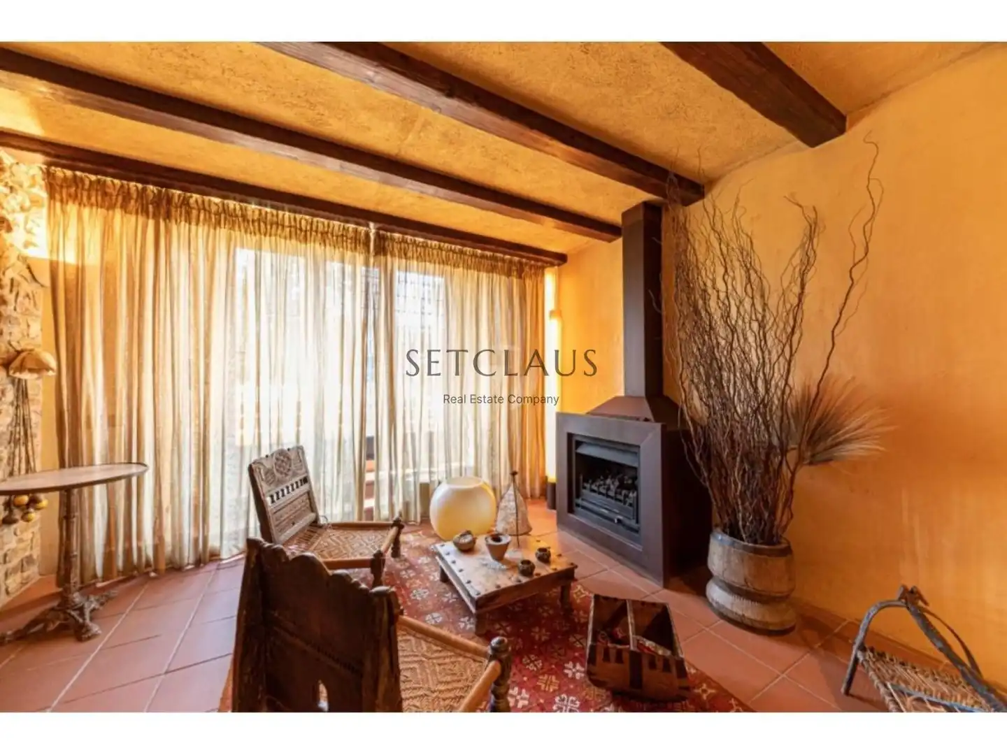 Sala d'estar de Casa o xalet en venda en Montornès del Vallès amb Aire condicionat, Calefacció i Jardí privat