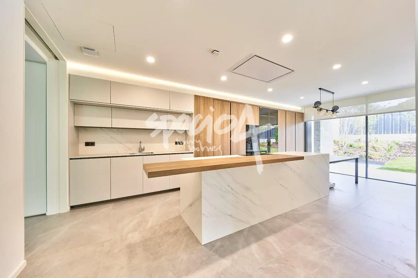 Kitchen of Houses for sale in Boadilla del Monte  with Air Conditioner, Heating and Private garden