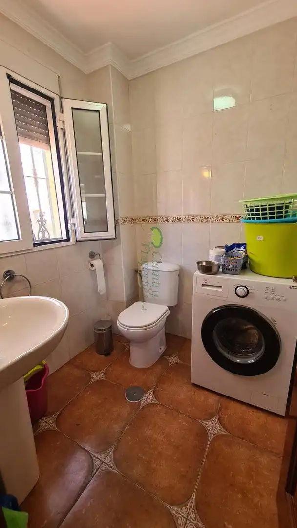 Bathroom of Houses for sale in Canillas de Albaida  with Air Conditioner, Terrace and Storage room