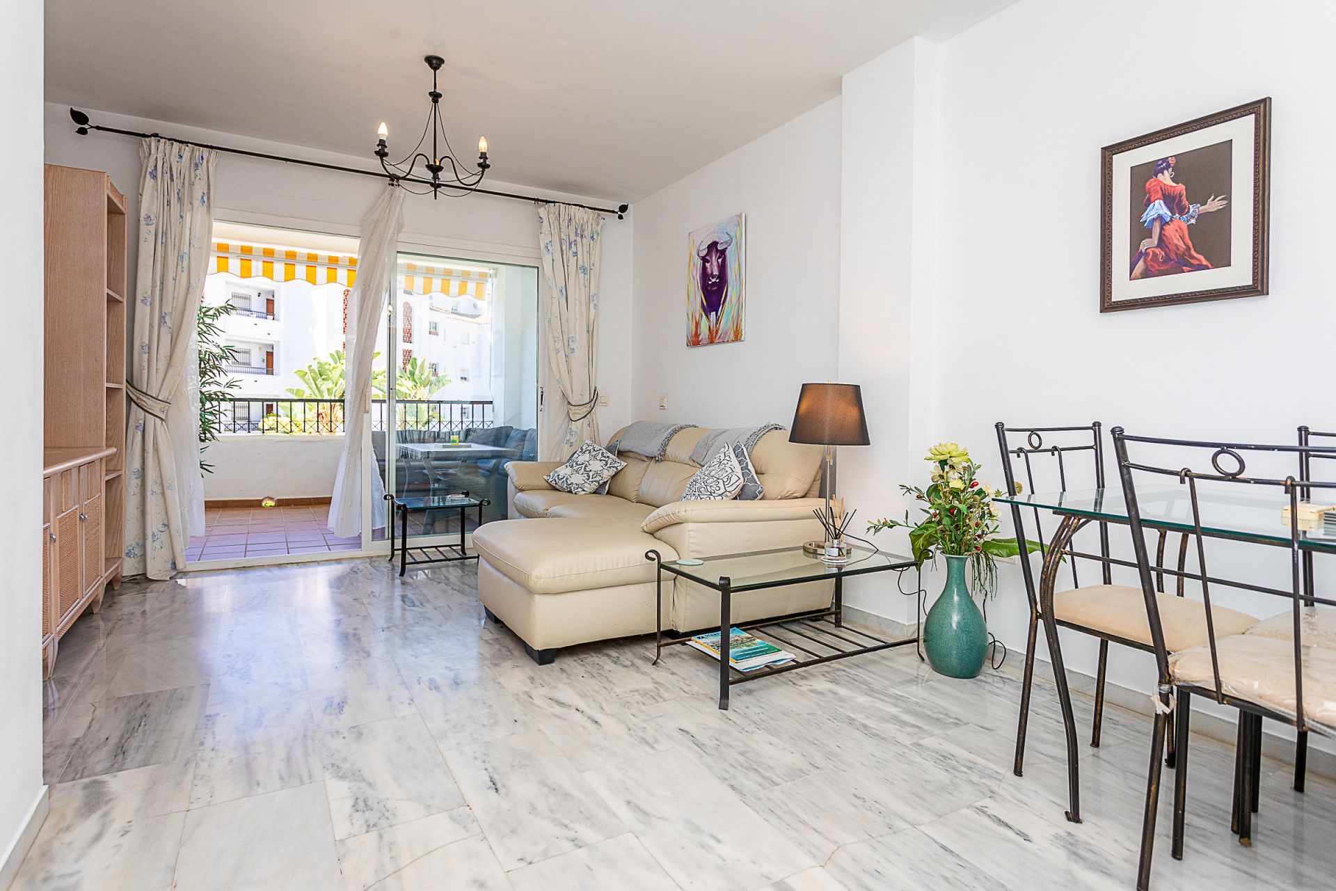 Living room of Apartment for sale in Mijas  with Air Conditioner, Terrace and Swimming Pool