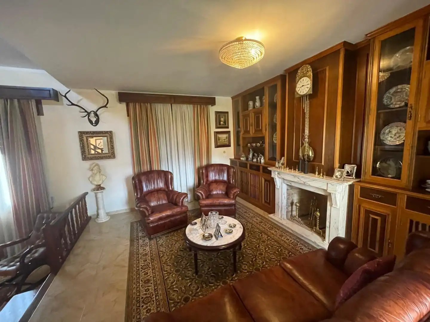 Living room of Houses for sale in Trujillo  with Air Conditioner, Heating and Storage room