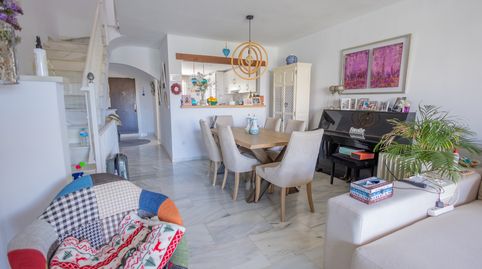 Foto 5 de Casa adosada en venta en Avenida Pernet, Nueva Atalaya, Estepona