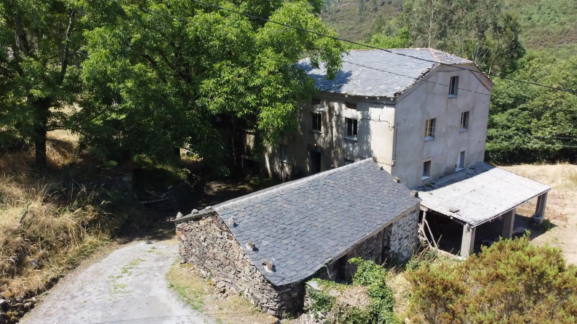 Vista exterior de Casa o xalet en venda en Illano