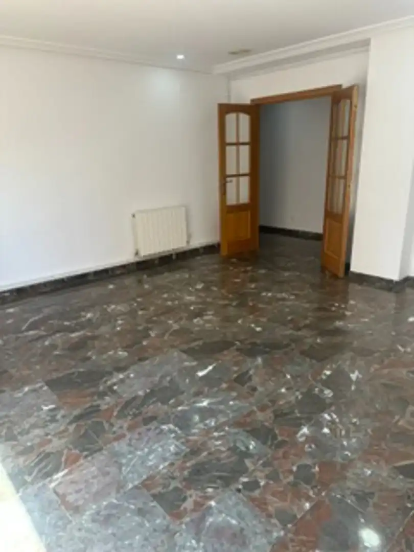 Flat for sale in Elche / Elx  with Heating and Balcony