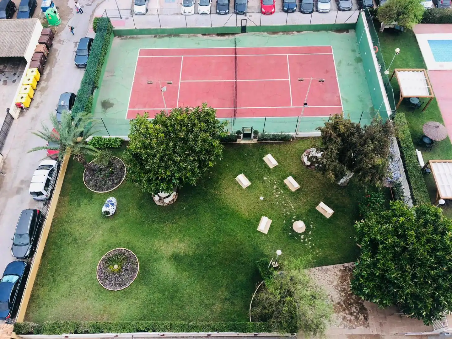 Jardín de Apartamento de alquiler en El Puig de Santa Maria con Terraza, Piscina y Amueblado
