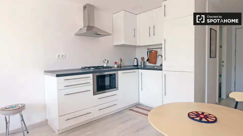 Piso con terraza en alquiler en Ciutat Vella, imagen 6