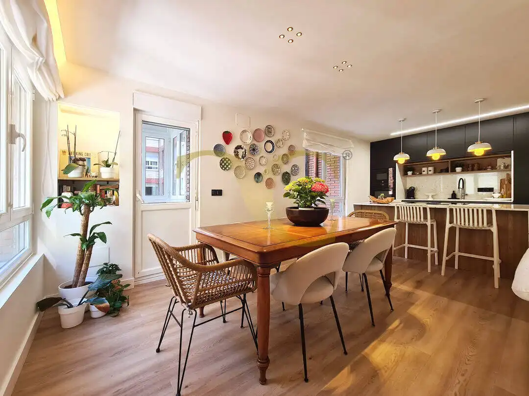 Esszimmer von Wohnung zum Verkauf in Gijón  mit Heizung und Möbliert