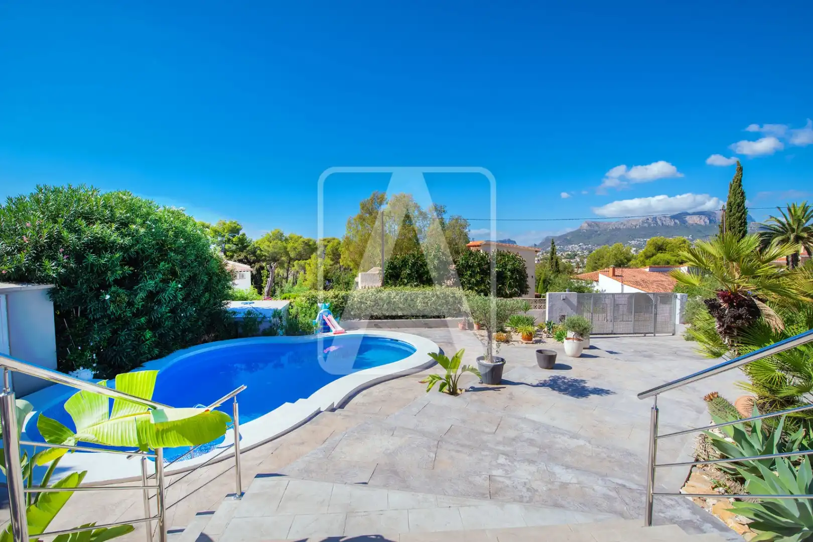 Villa avec piscine à vendre à Carrió - La Merced - Los Pinos, imagen 3