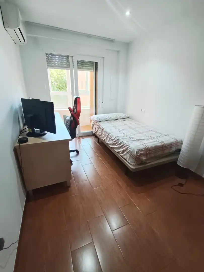 Habitación de Piso en venta en Córdoba con Aire acondicionado, Terraza y Trastero