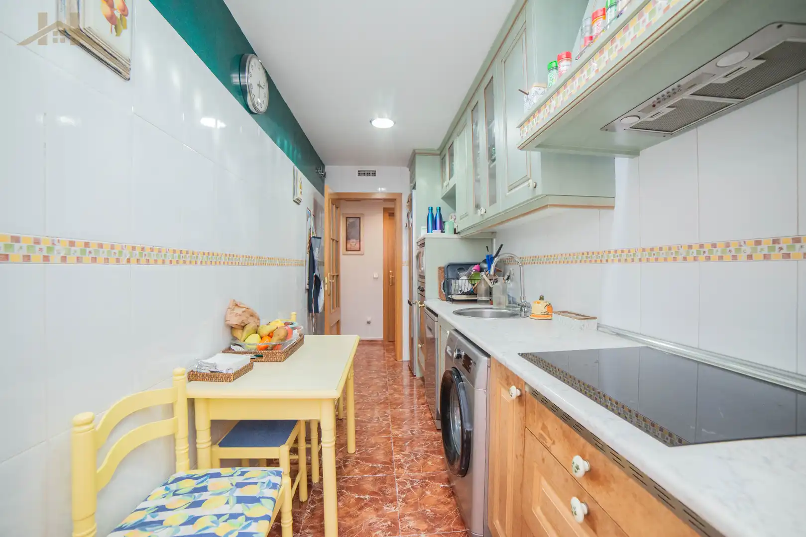 Küche von Erdgeschoss zum Verkauf in Ciempozuelos mit Klimaanlage und Terrasse