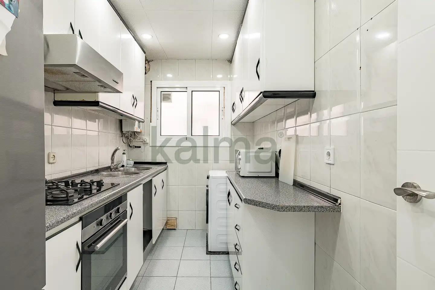 Cocina de Piso en venta en Santa Coloma de Gramenet con Aire acondicionado, Calefacción y Amueblado