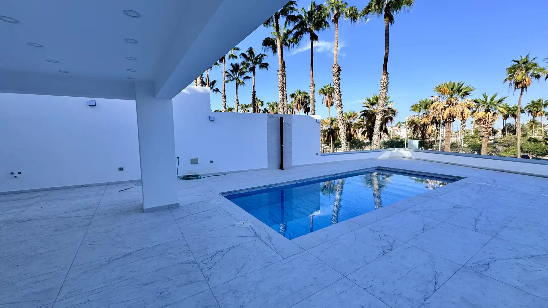 Piscina de Casa o chalet en venta en Adeje con Aire acondicionado, Jardín privado y Terraza