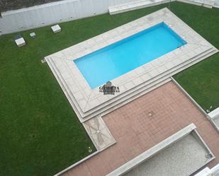 Piscina de Pis en venda en Pontevedra Capital 