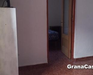 Flat to rent in  Granada Capital  with Air Conditioner, Heating and Furnished