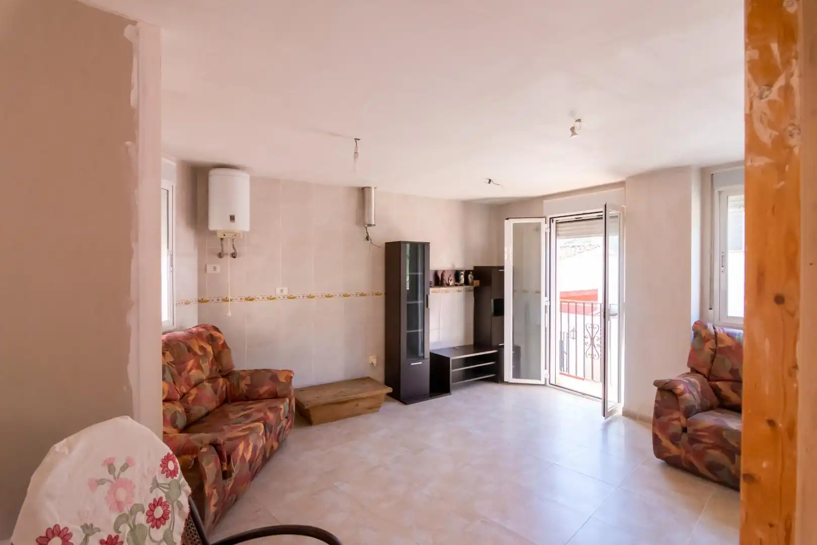 Sala d'estar de Casa o xalet en venda en Fuentes de Ayódar amb Terrassa, Traster i Balcó