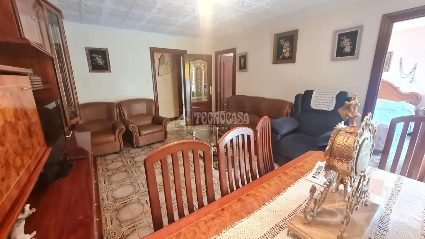 Living room of Flat for sale in Zaragoza  with Heating and Terrace