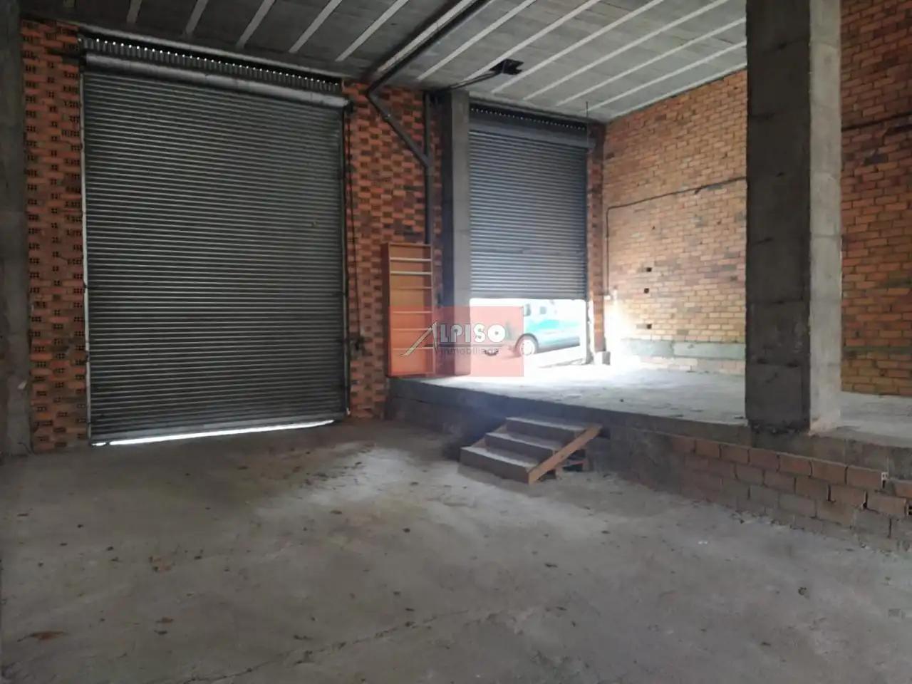 Business premises for sale in Salvador Madariaga, imagen 9