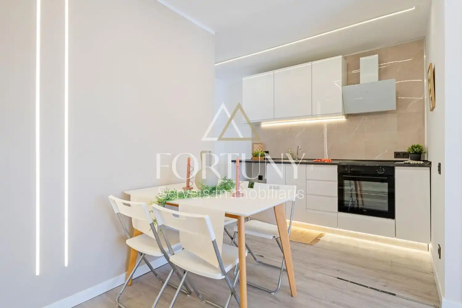 Kitchen of Flat for sale in Reus