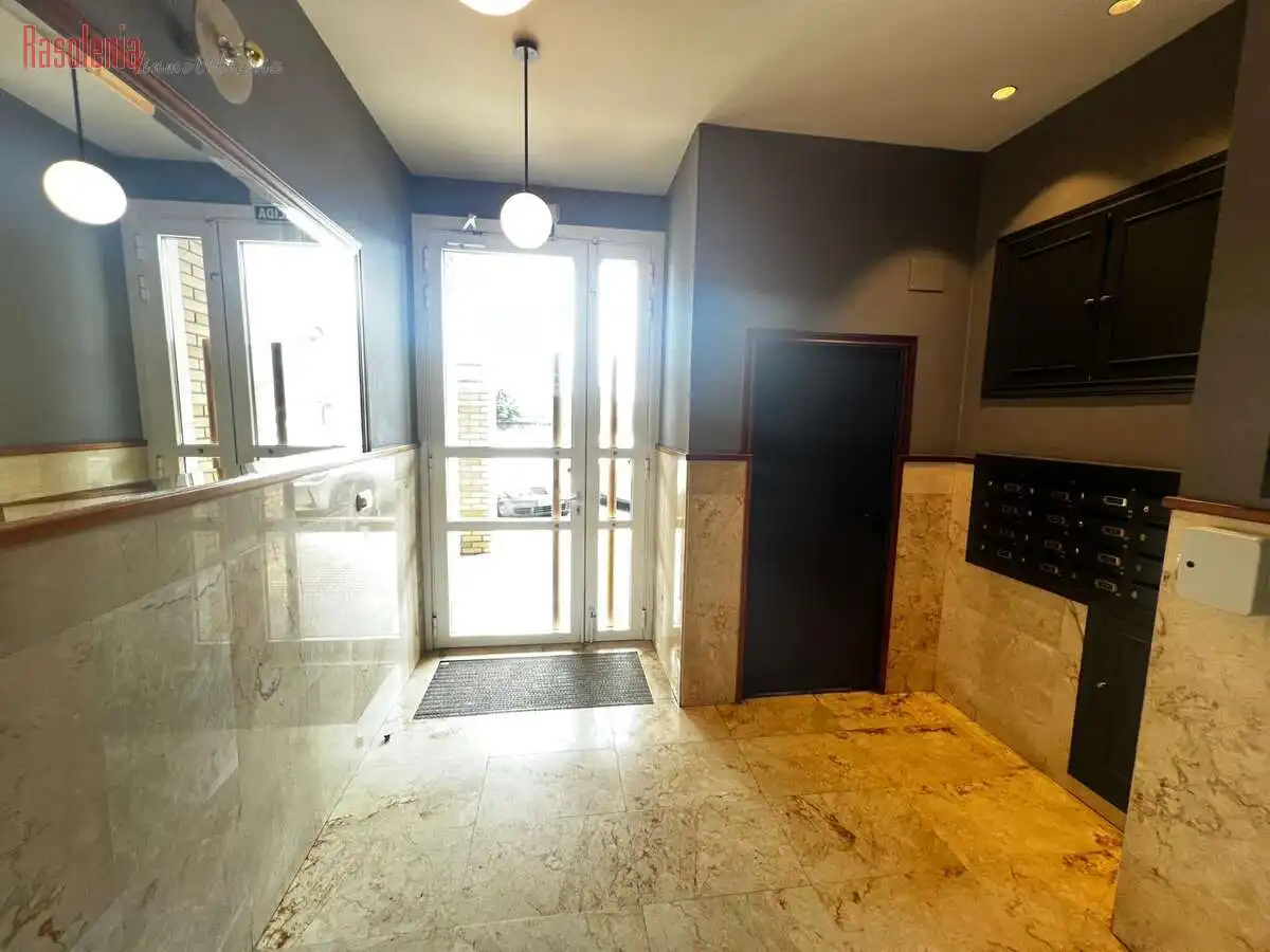 Flat with lift for sale in Miguel González Garcés 75, imagen 3