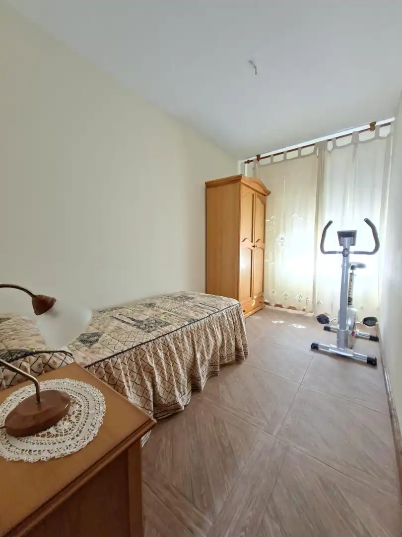 Habitación de Dúplex en venta en Badajoz con Aire acondicionado, Calefacción y Trastero