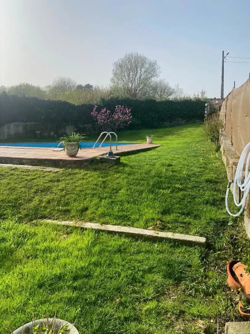 Piscina de Casa o xalet en venda en Moaña amb Moblat