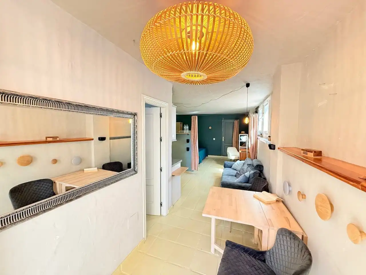 Sala d'estar de Casa o xalet en venda en Frigiliana amb Aire condicionat, Calefacció i Jardí privat