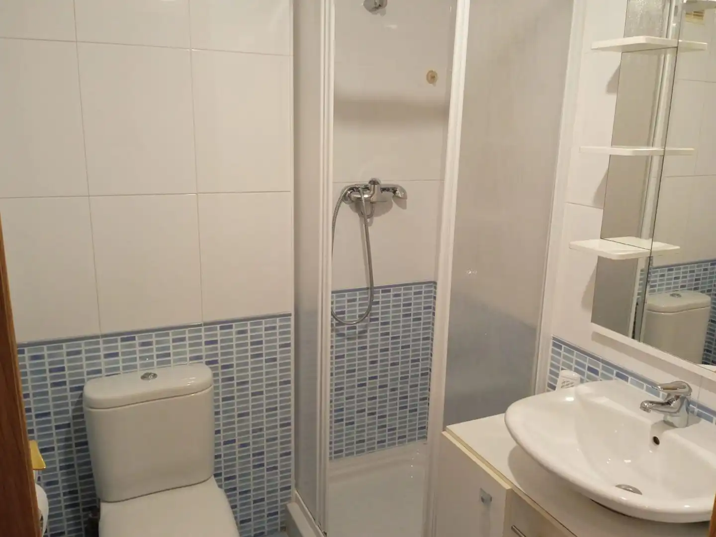 Wohnung zur Miete in Calle del Concejo de Castrillon, 2, Viesques