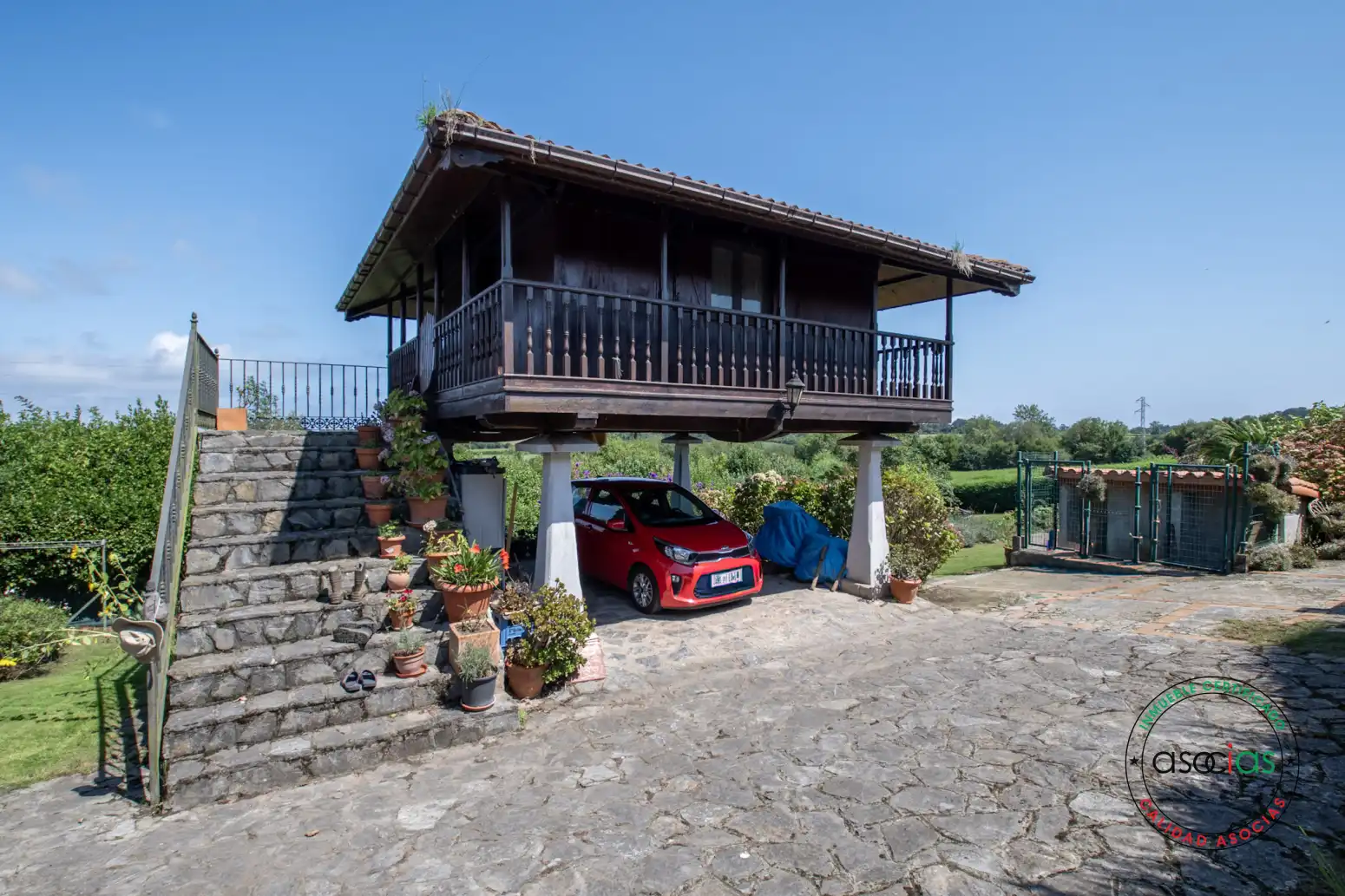Vista exterior de Casa o chalet en venta en Colunga con Calefacción, Jardín privado y Parquet